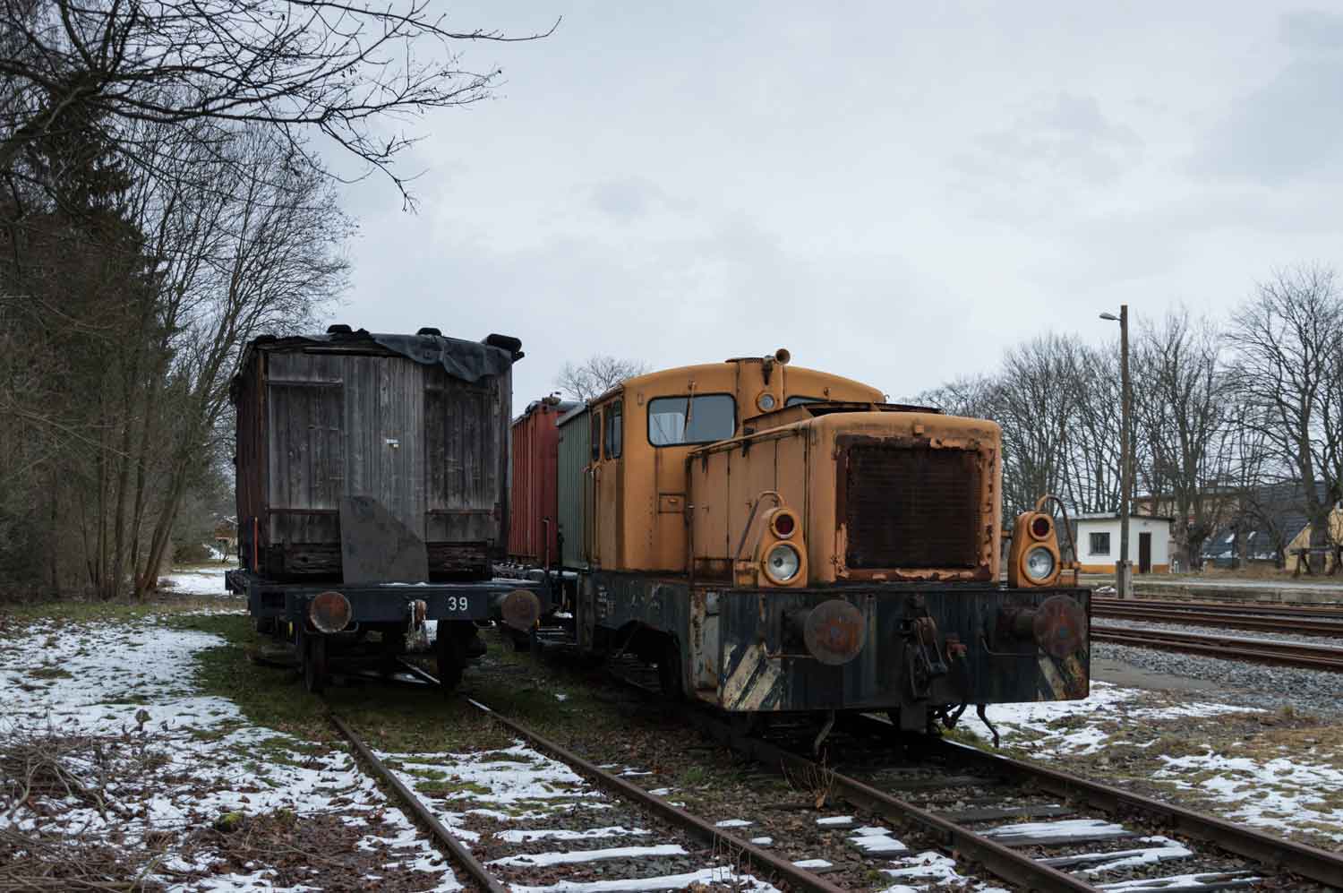 LKM 262 146 auf dem Abstellgleis Rangierlok auf dem Abstellgleis