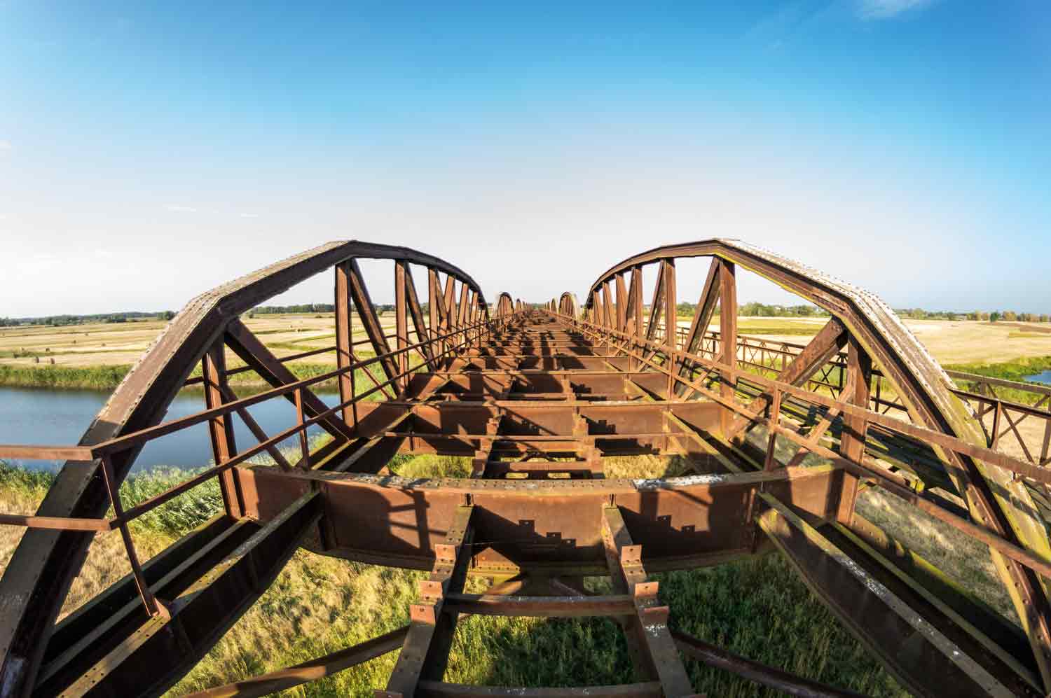 Blick von oben auf einen der Schwedler-Träger Träger von oben