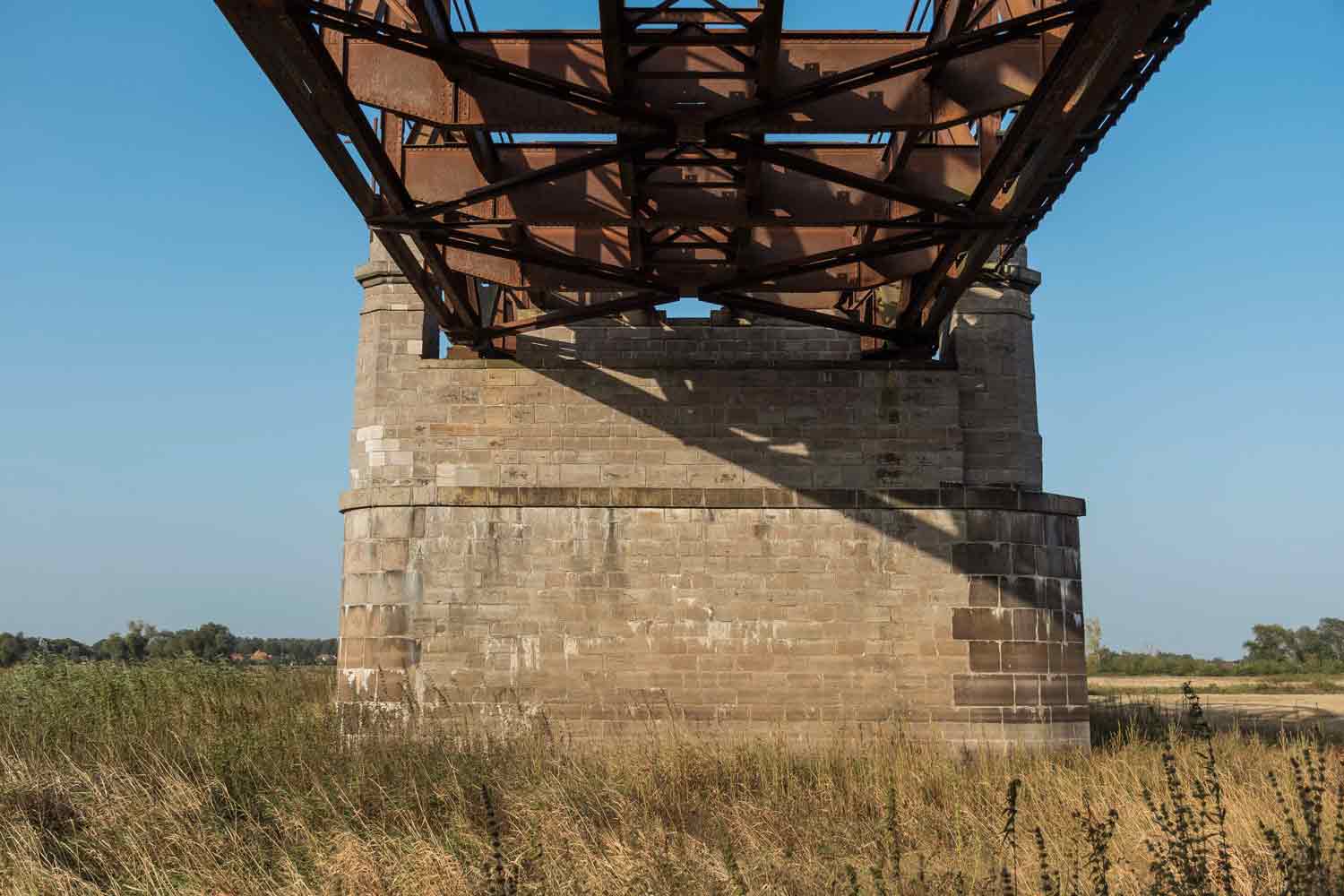 Das Gros der Sanierungsmittel steckt in den 16 Pfeilern der Brücke Sanierter Brückenpfeiler