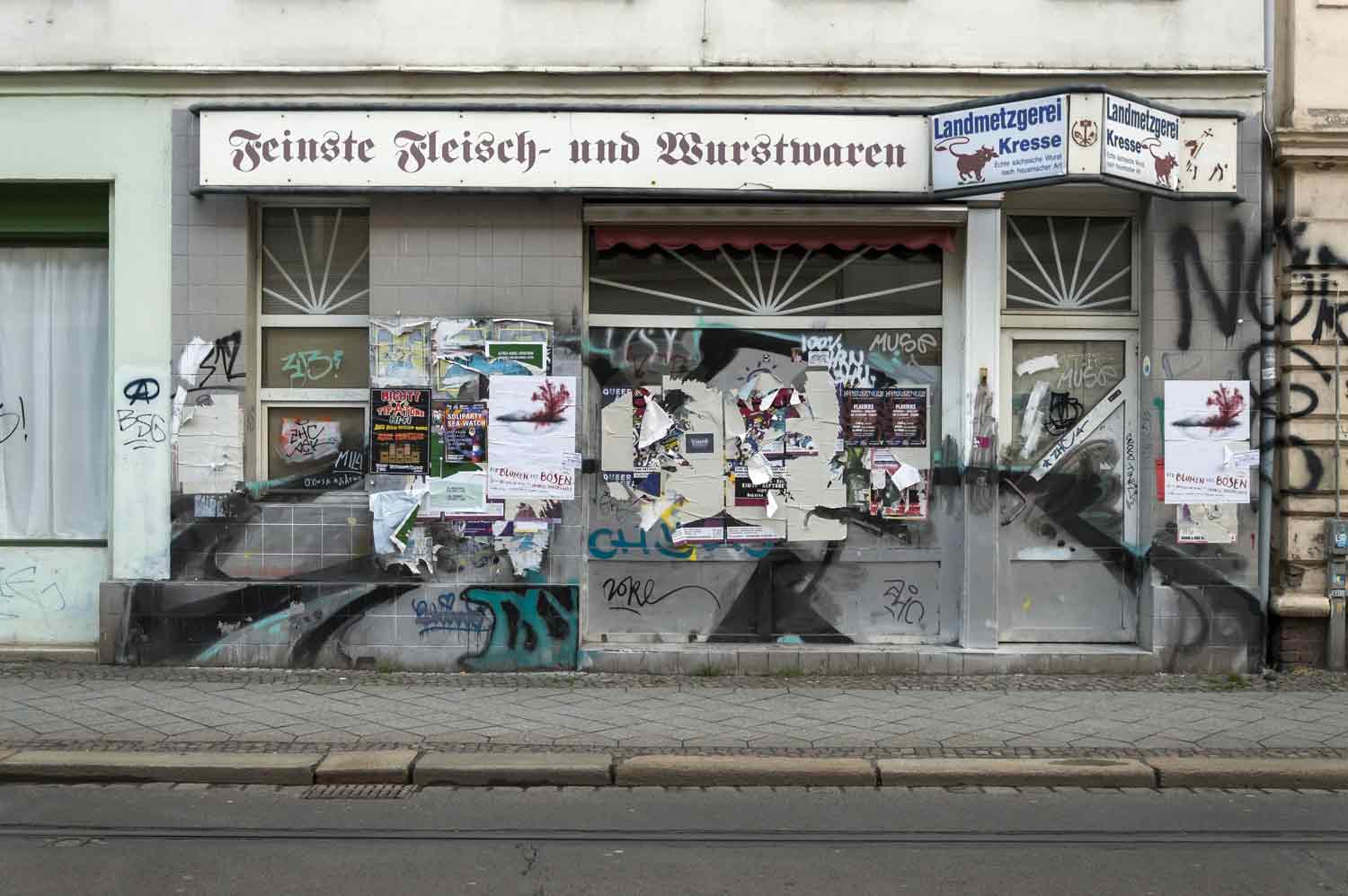 Aufgelassener Fleischerladen reiht sich in den allgemeinen Leerstand ein Fleischereigeschäft