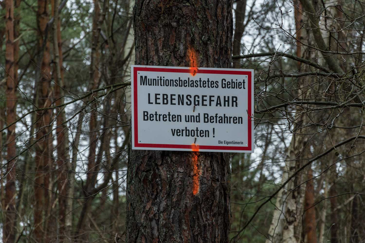 Schild 'Betreten verboten'