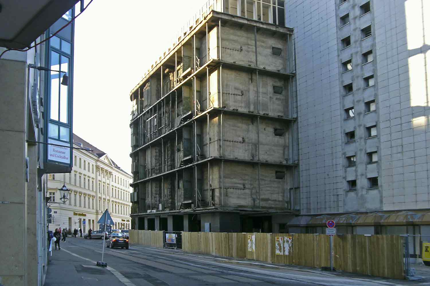 Alt und Neu am Leipziger Brühl