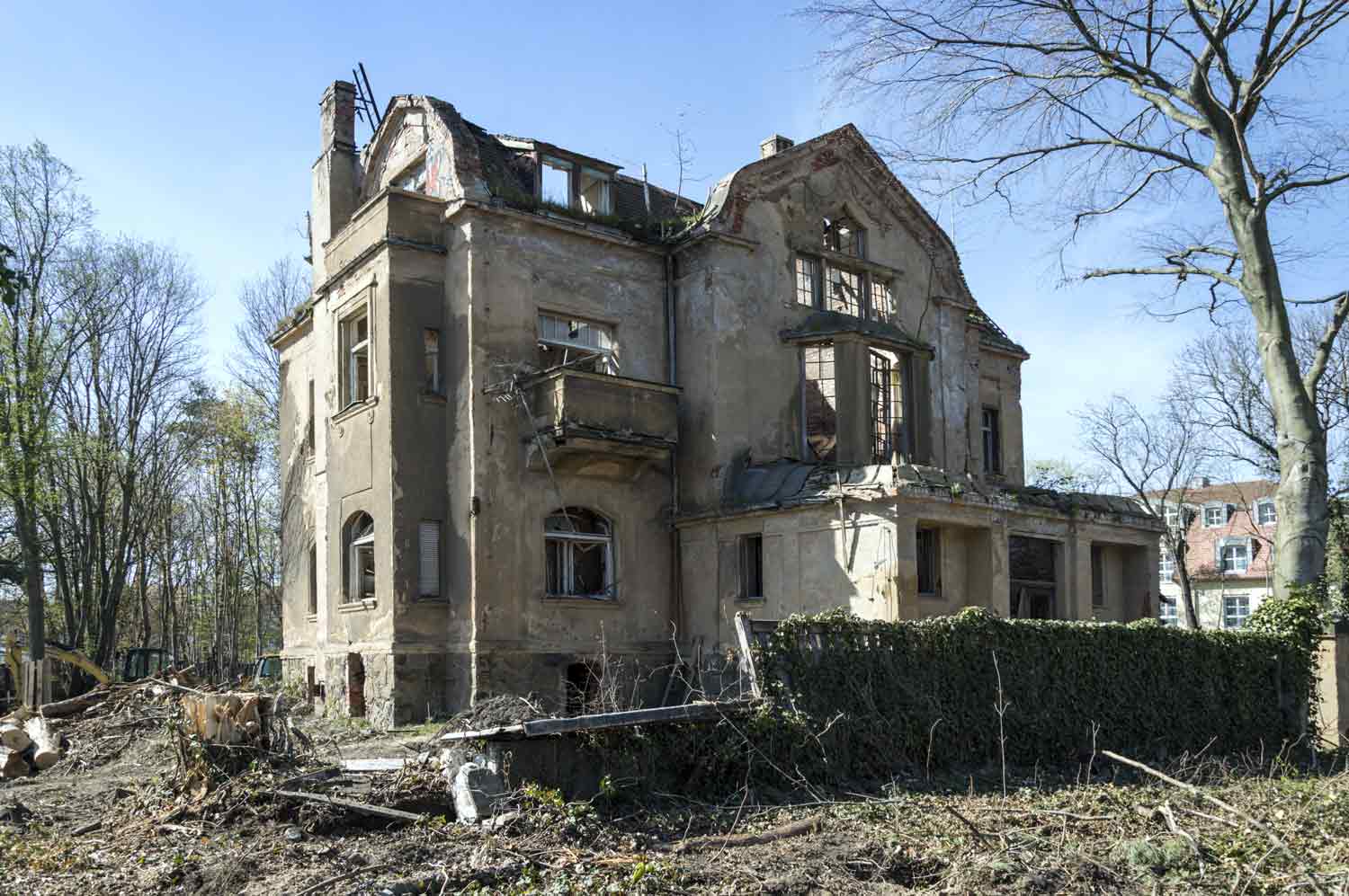 Abriss eines Wohnhauses in Altlindenau Abriss Wohnhaus