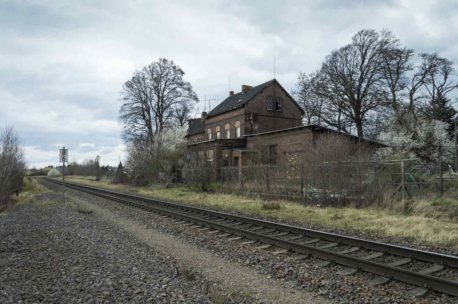 Gleis am Bahnhof