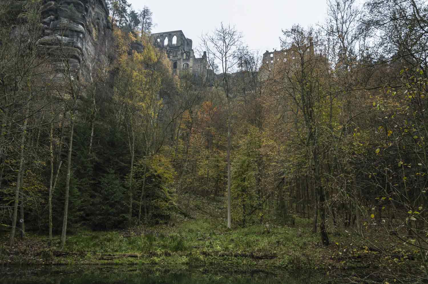 Ruine auf Berg