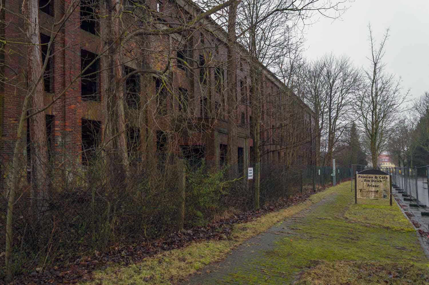 Außenansicht Sauerstoffwerk Straßenseite