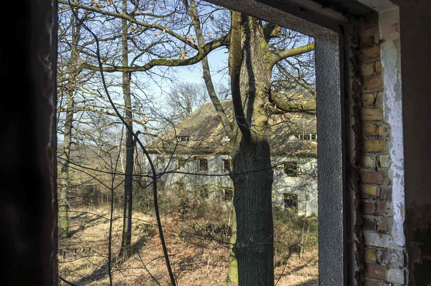 Standardisierte Kasernenbauten der Luftwaffe haben dem Lauf der Zeiten getrotzt Blick aus Kasernengebäude