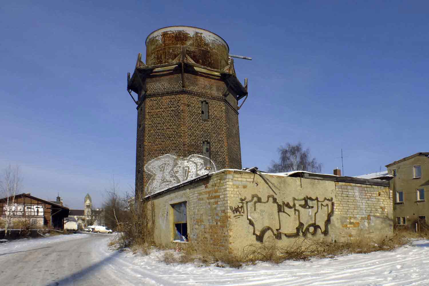 Wasserturm im Schnee