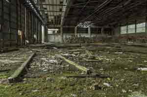 Vorschau - Ruine eines verfallenen Hangars bei Ludwigslust