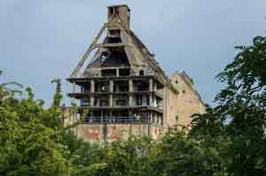 Speichergebäude am Hafen